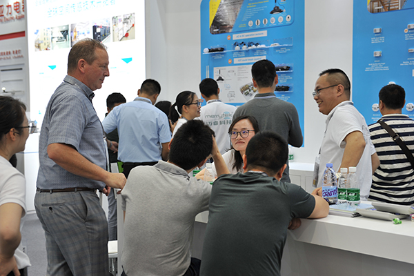 庭院灯雷达感应开关使用方案 庭院灯雷达感应开关使用方案